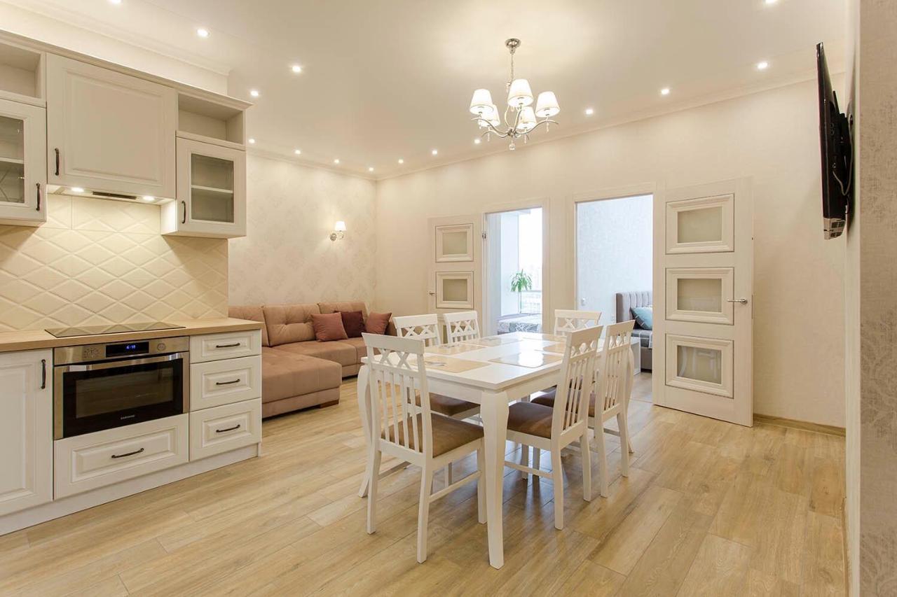 2-Roomed Apartment With Living Room Одеса Екстериор снимка
