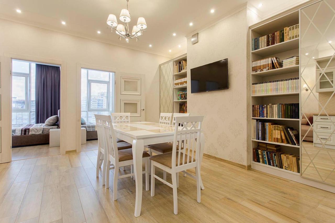 2-Roomed Apartment With Living Room Одеса Екстериор снимка