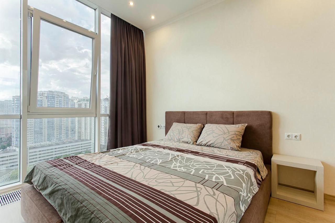 2-Roomed Apartment With Living Room Одеса Екстериор снимка